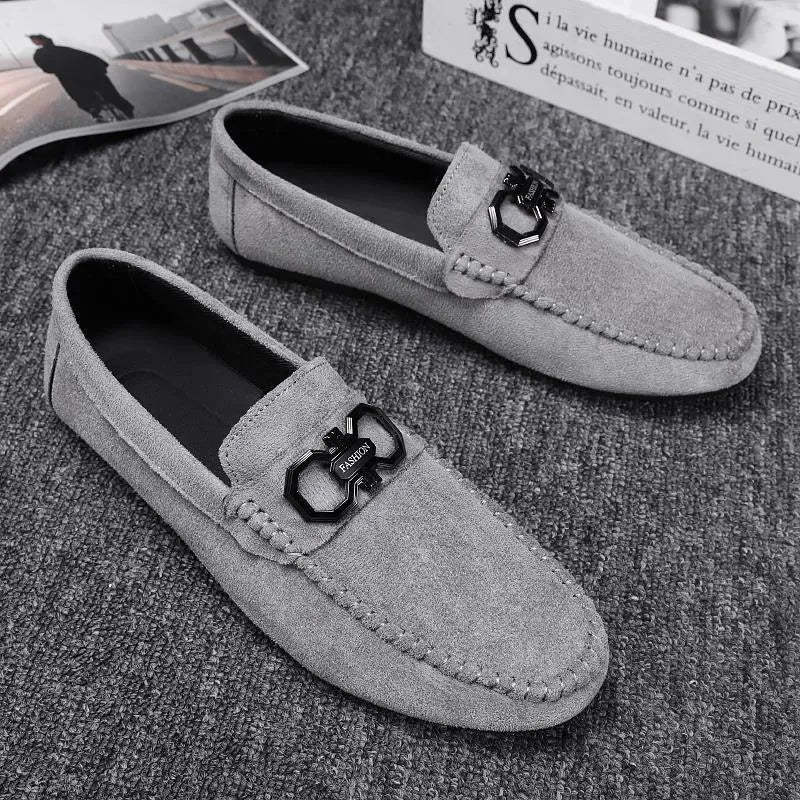 Men's black and grey casual shoes with suede upper and rubber sole for summer breathable wear