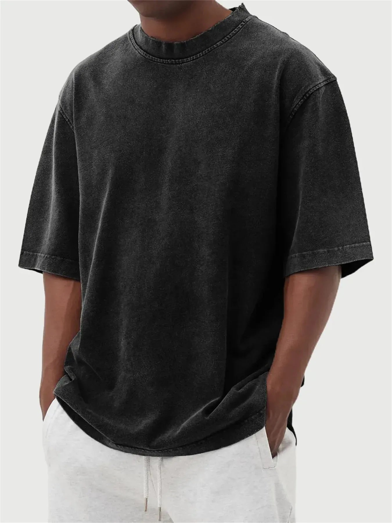 Men's stone-washed loose-fit pullover T-shirt in army green distressed solid colour