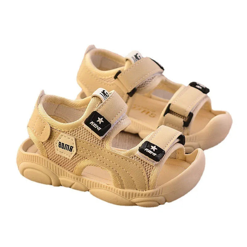 Boys summer soft sole beach shoes with anti-kick protection and bear-pattern non-slip sole in blue