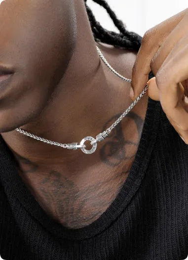 S925 sterling silver clavicle necklace for women showing delicate chain in silver colour