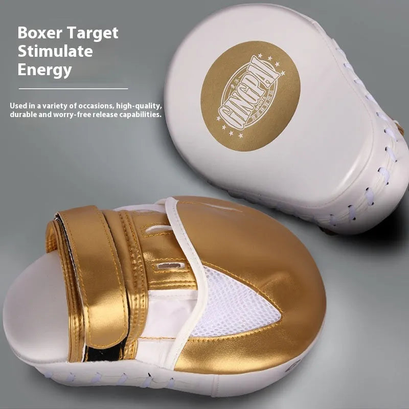 Vertical gold and green PU baffle target for boxer and sanda punch and kick training.
