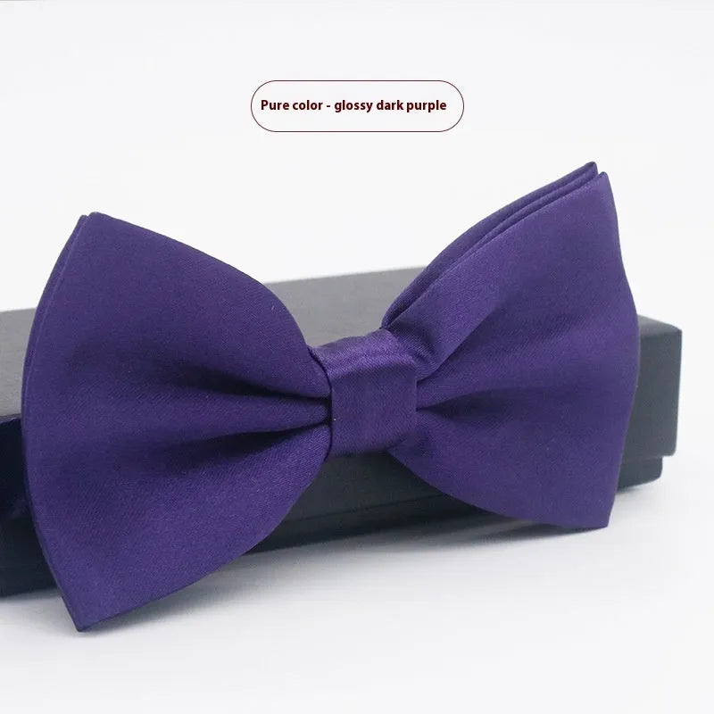 Men's solid colour flat head polyester bow tie on white background