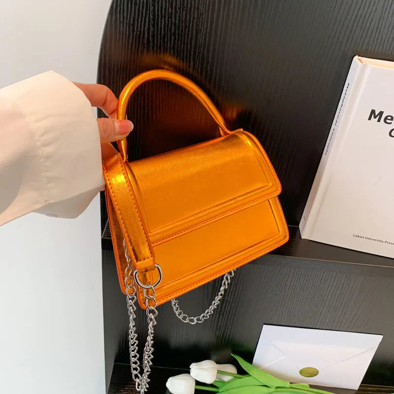 Retro horizontal square crossbody bag in PU leather with sewing line detail