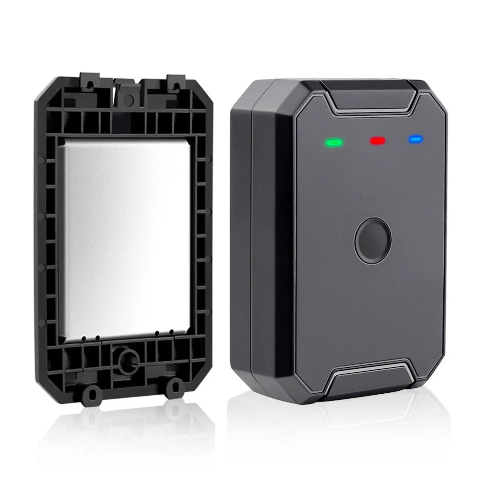 Black GPS car locator with 6000mAh battery and ceramic antenna