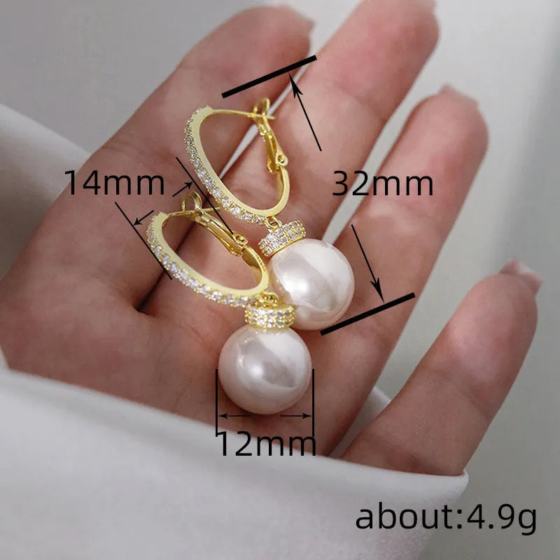 European and American temperament imitation pearl earrings with inlaid zircon in yellow gold, geometric design for women