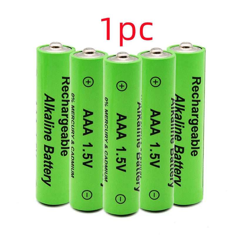 Green alkaline rechargeable AA battery with 3000mAh capacity and 1.5V rating.