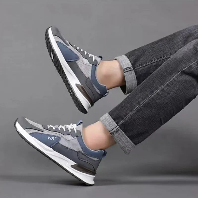 Men's colour block mesh sneakers with lace-up design and round toe