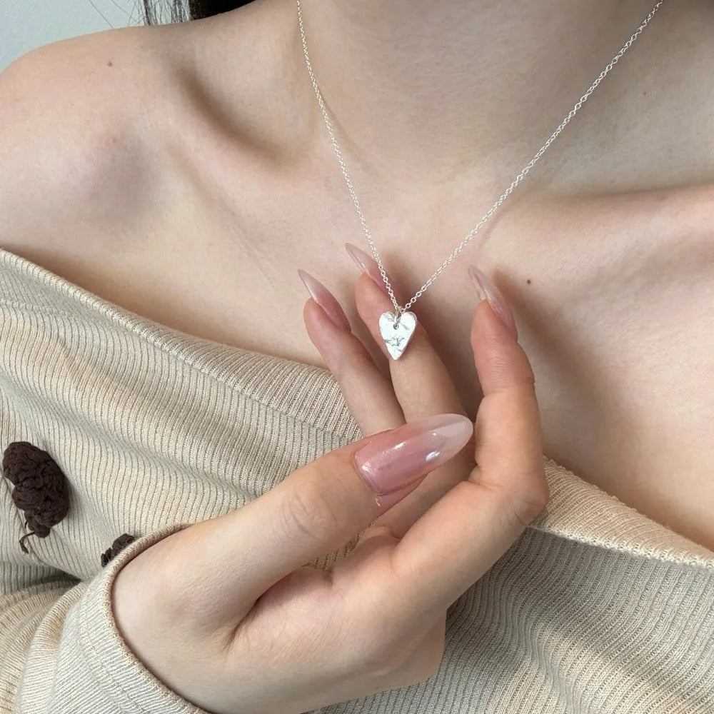 Love Women's Fashion clavicle chain in 925 silver with O-ring chain and love pendant