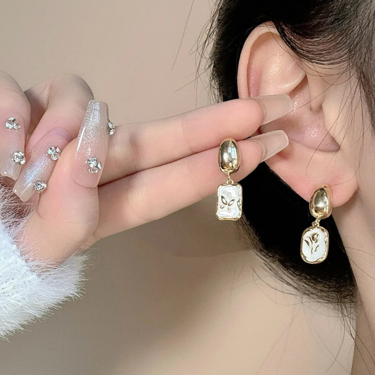 Asymmetric S925 silver needle ear stud with geometric floral electroplated alloy finish for women