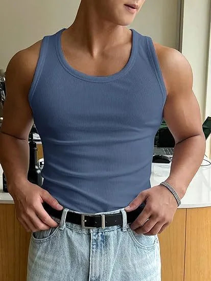 Men's tight round neck polyester workout t-shirt with wool lining in black colour