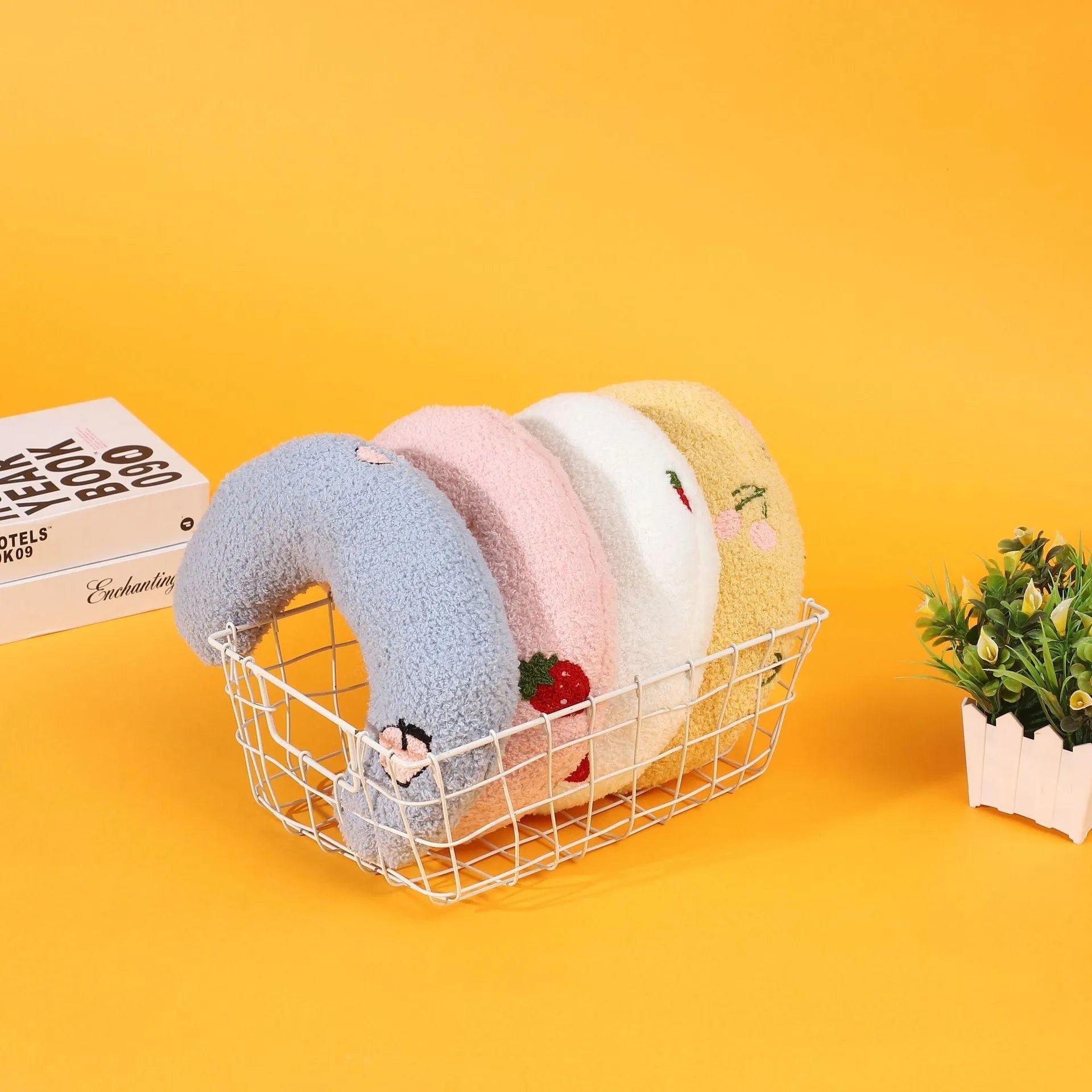 Half moon U-shaped cartoon pet pillow for dogs and cats in blue colour