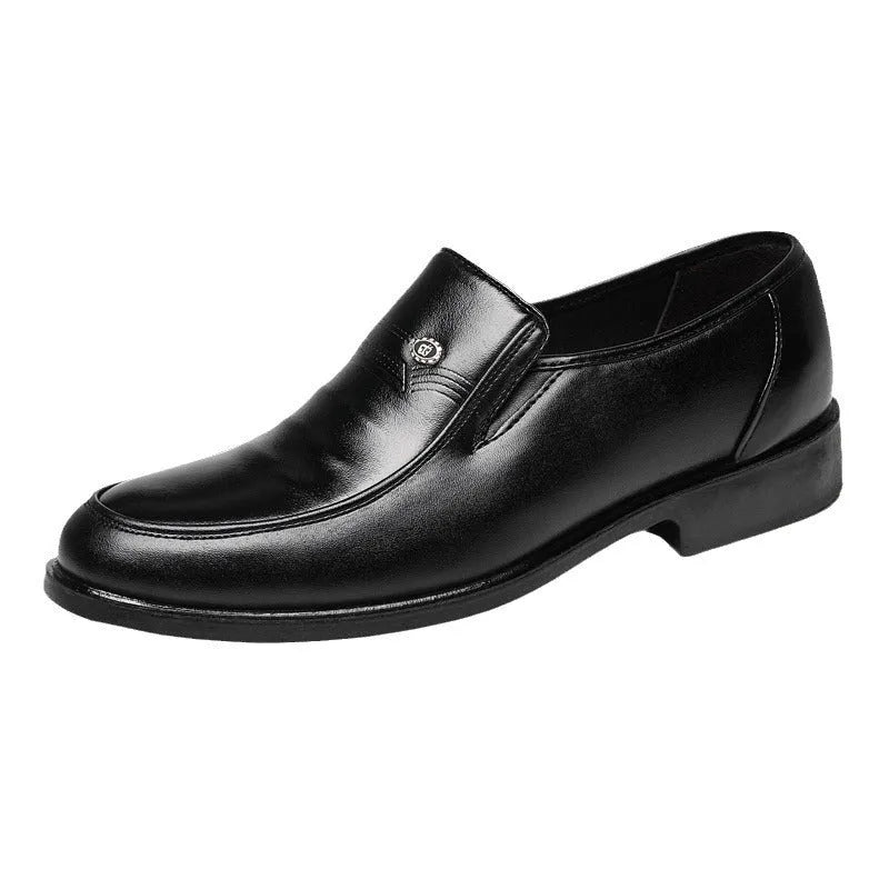 Men's black and brown plus size casual leather shoes with low top PU upper and rubber sole