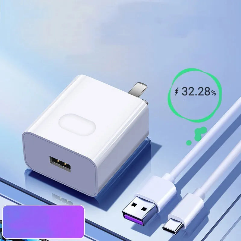 White 40W QC3.0 fast charging head and 5A USB cable for mobile phones.