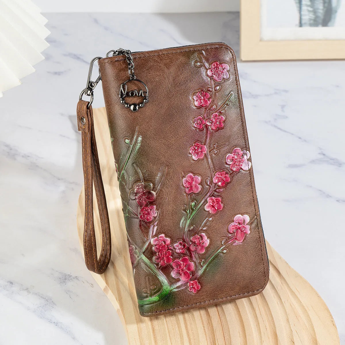 Chinese style embossed hand-painted floral pattern handbag with zipper closure in black colour