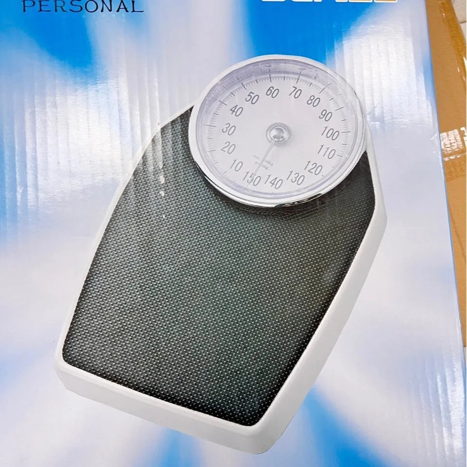 Black mechanical body weight scale with large dial on 47x35cm platform