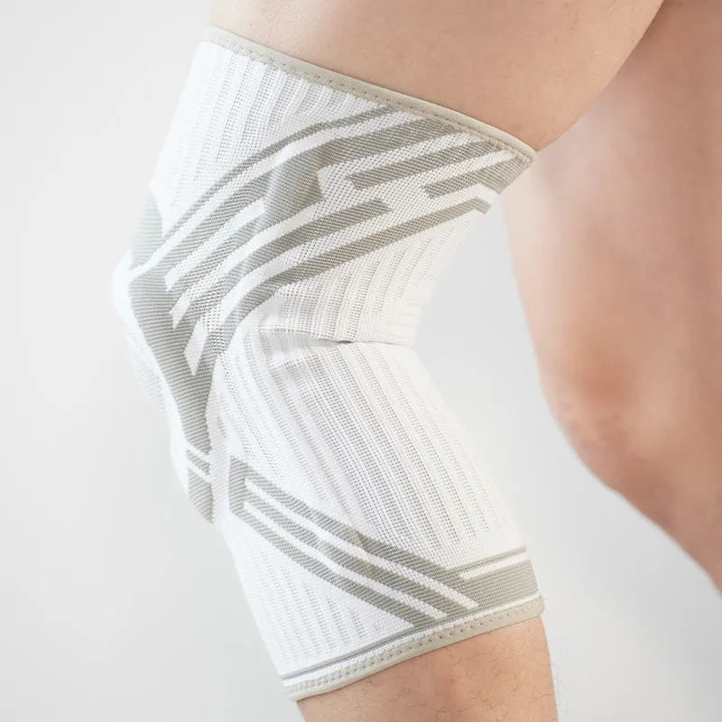 High elasticity cotton knee pads in blue colour for basketball and running sports