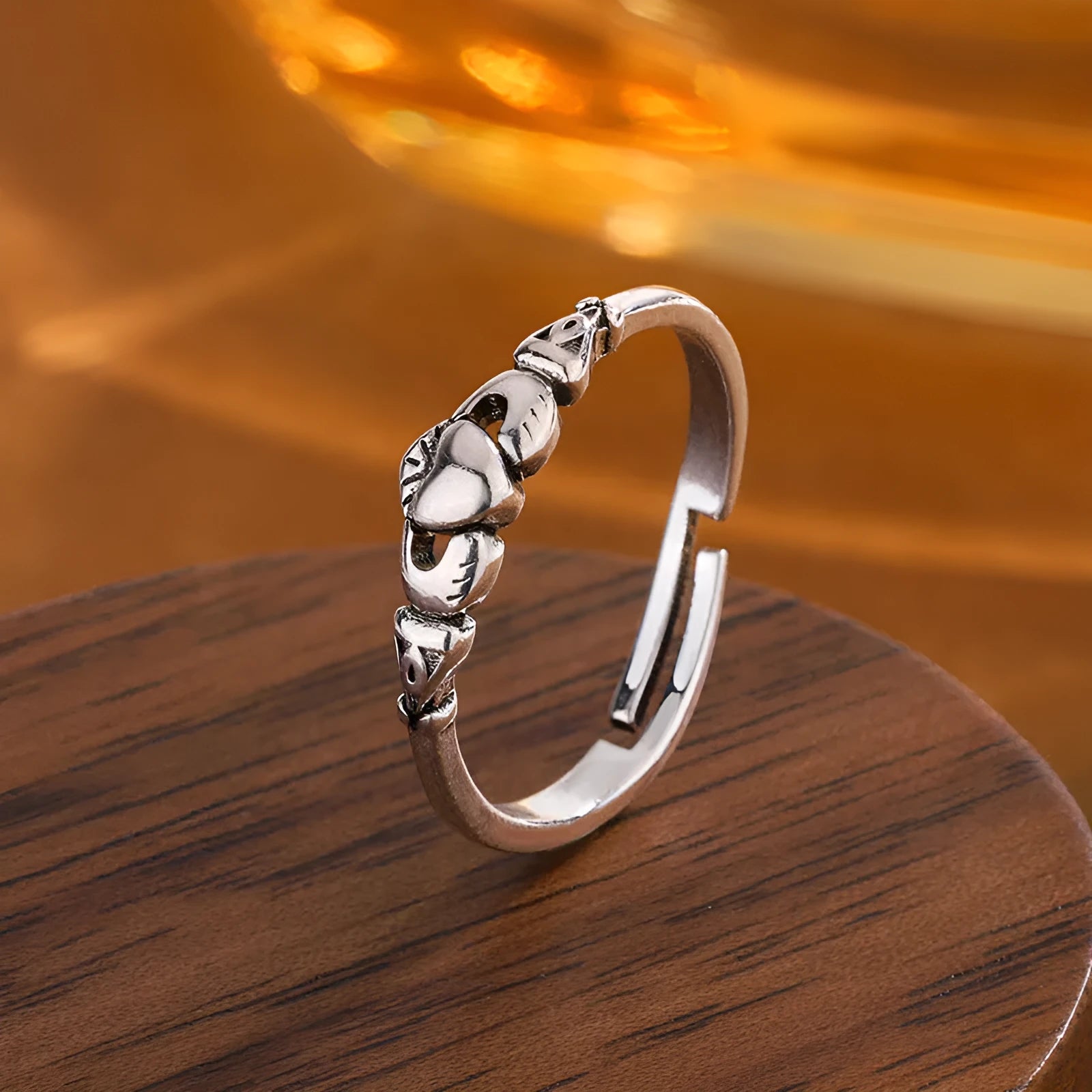 Retro silver heart-shaped open ring for women made from copper.