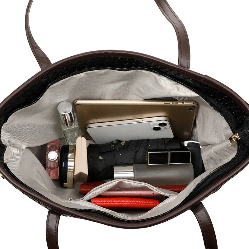 Retro commuter women's large capacity handbag in brown with horizontal square shape and sandwich pocket