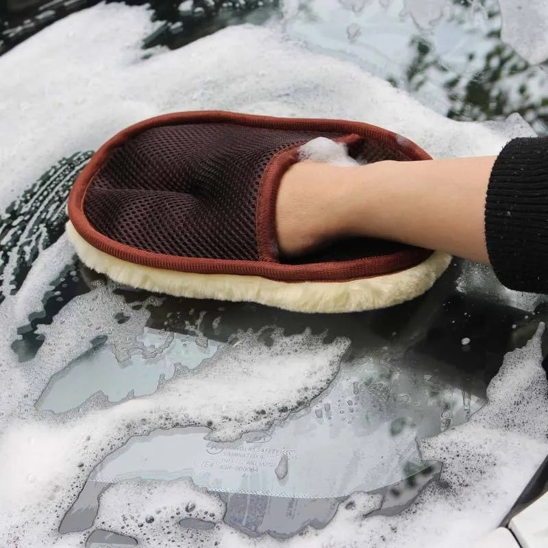 Pair of soft artificial wool car wash cleaning gloves in black, blue and brown, 15cm wide 24cm long