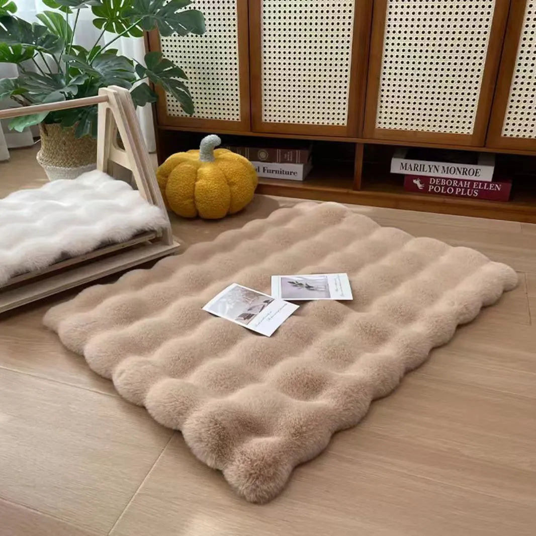 Plush cat and dog sleeping pad in grey or yellow, rectangular pet cushion, available in four sizes from 30x40cm to 70x90cm.