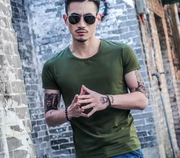 Men's lightweight bamboo fibre polyester t-shirt for summer in various colours