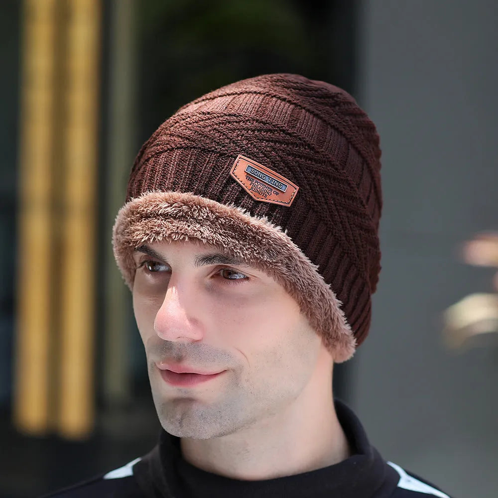 Youth Korean wool hat in acrylic and coral fleece with plus velvet thickening, elastic fit 55-62cm, shown in coffee, dark grey, khaki, light grey, navy blue, wine red, and black.
