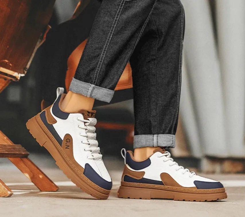 Summer platform casual sneakers with thick rubber soles in black and white colour options