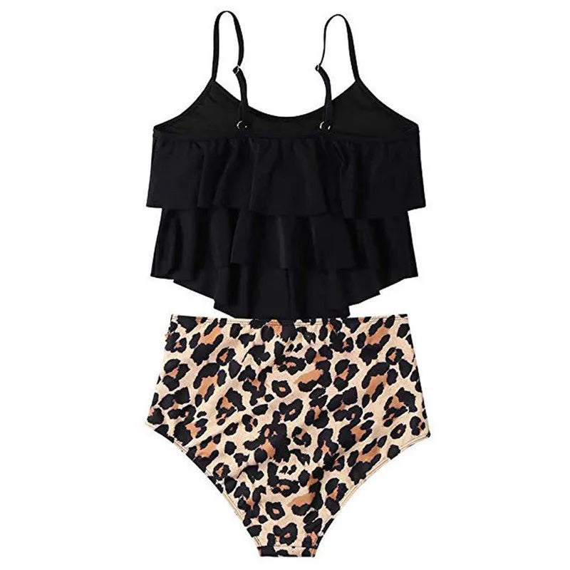 Ruffled bikini swimsuit in polyester, 82% fabric with 18% lining, available in Black, Green, Rose Red, sizes S-XL