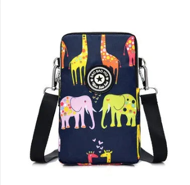 Vertical mobile phone bag in black with Oxford Spinning texture and zipper closure