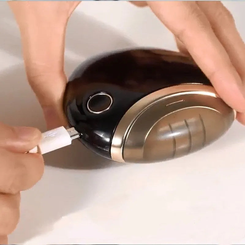 iMoll Magic S electric nail clipper in black with ABS metal plating and silent motor