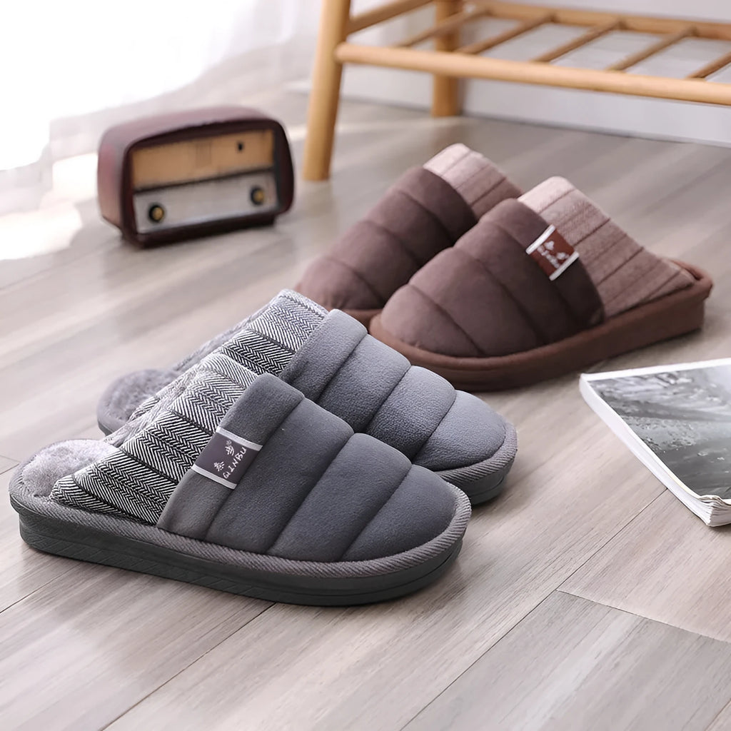 Unisex indoor winter slippers with plush insole and rubber outsole in coffee and grey colours