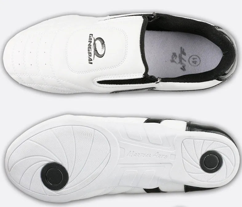 Black and white children's martial arts shoes with soft-bottom design for Sanda and taekwondo training