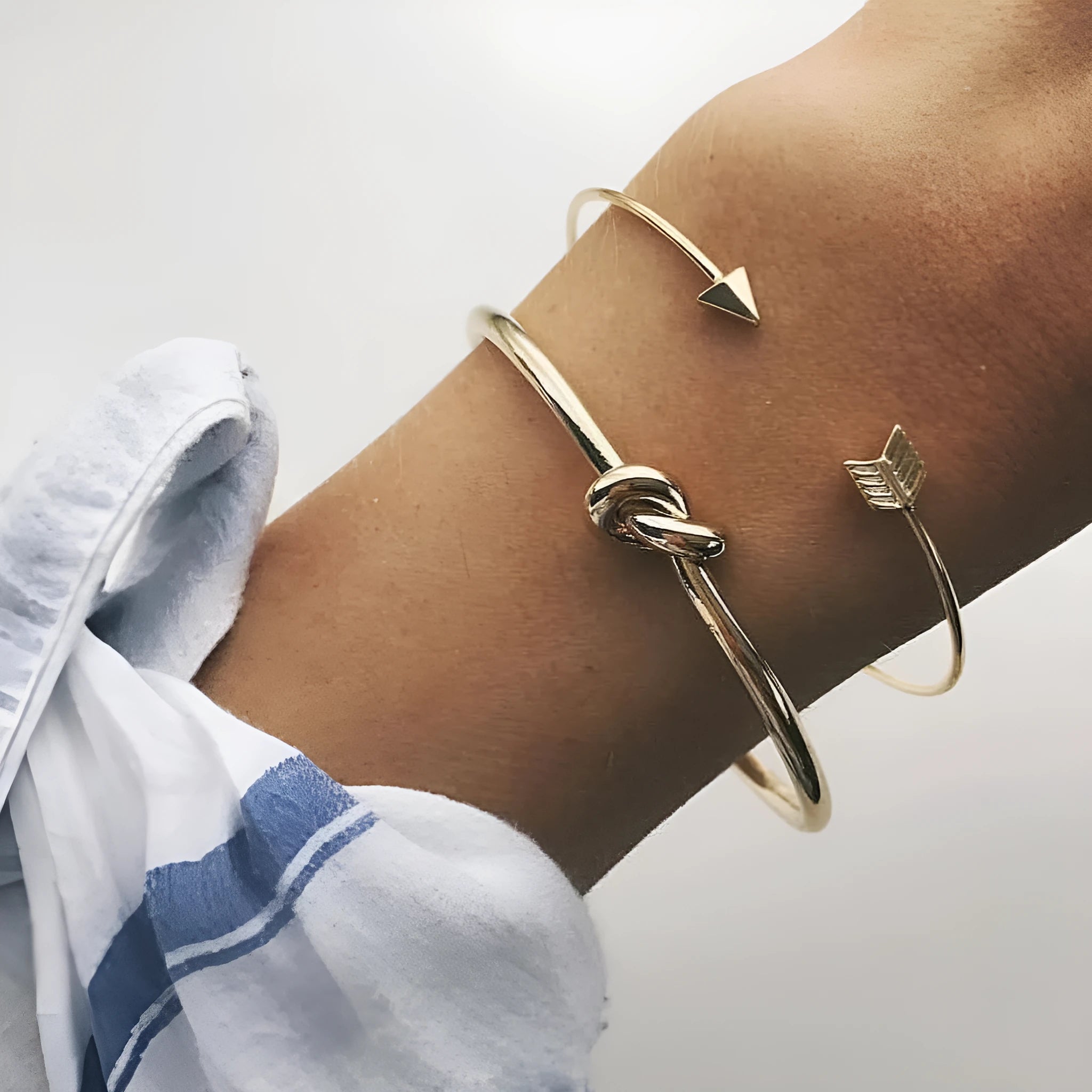 Gold vintage arrow knotted cuff bracelet for women with European American style design