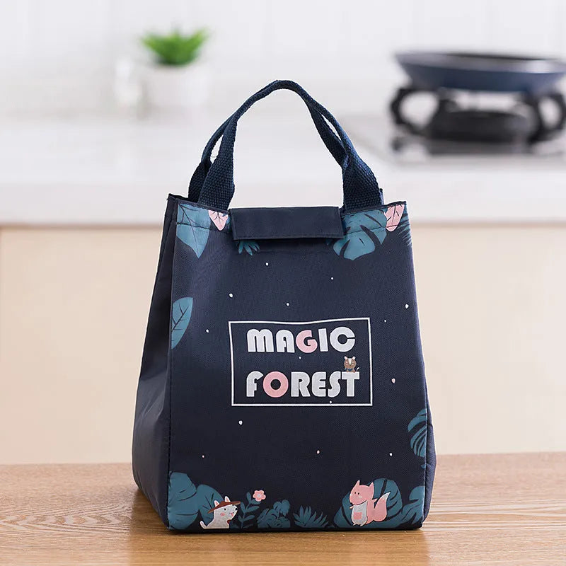 Insulated lunch box set with carrying bag in Oxford cloth, designed for office workers