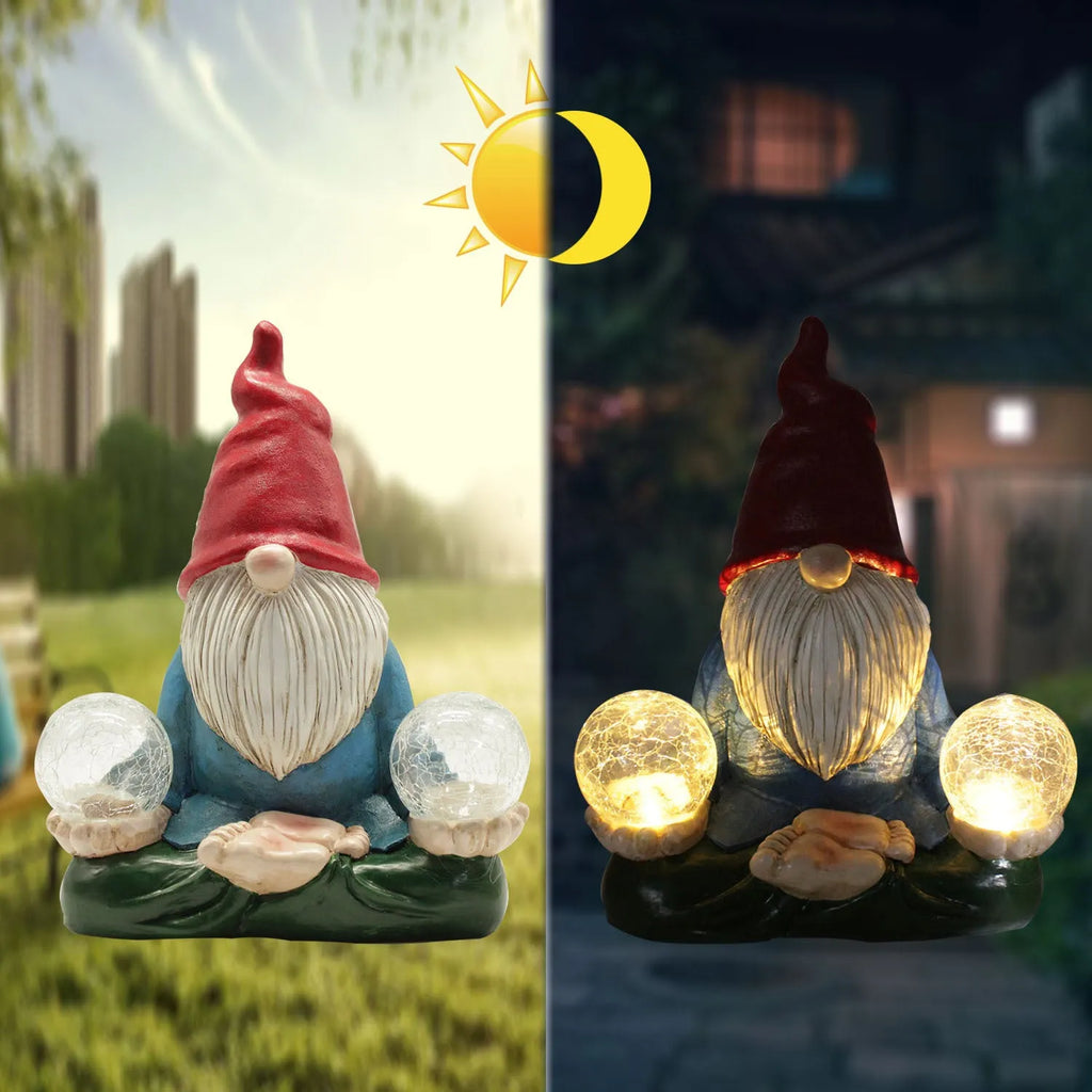 Solar LED resin dwarf garden statue with faceless old man design measuring 27x20cm