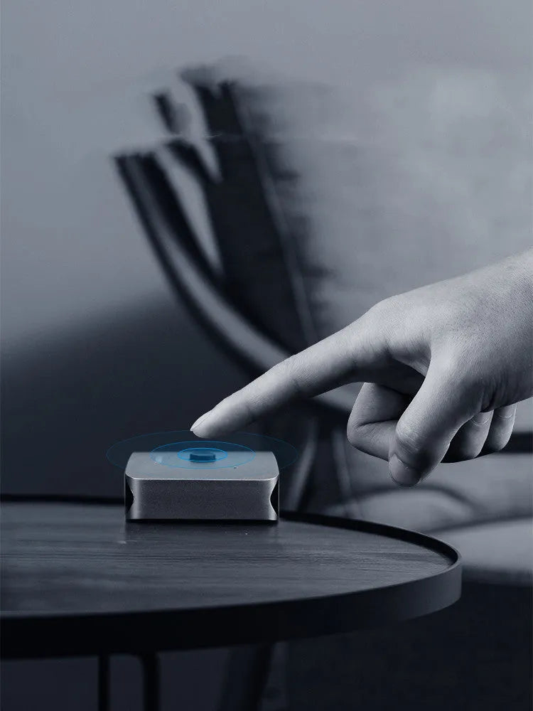 Grey Haibeisi HDMI 1.2 splitter switcher showing one input and two output ports for 4K video distribution
