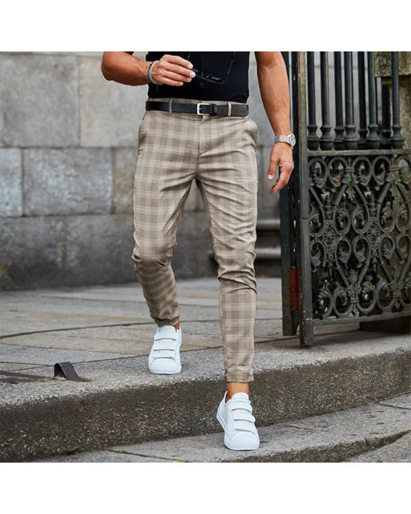 Men's loose thin casual trousers in khaki grid pattern, chemical fibre blend, mid-waist button placket
