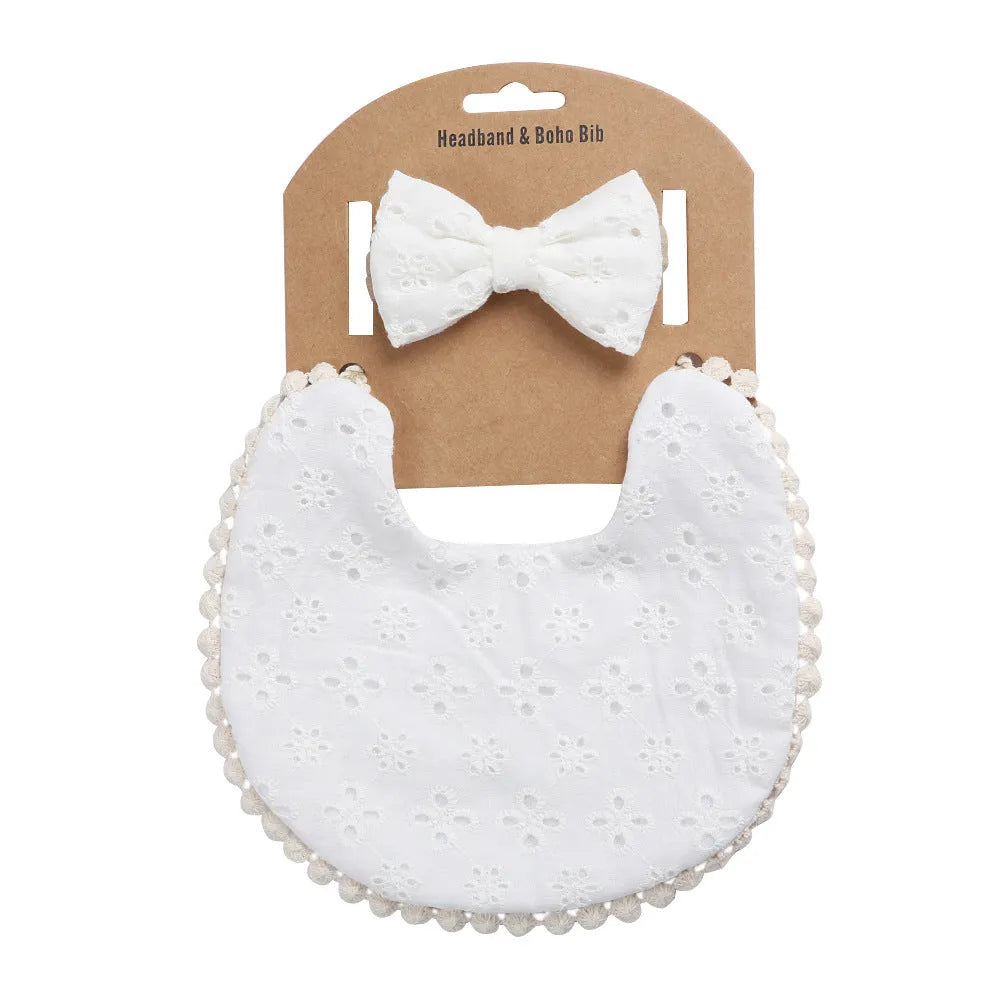 Linen cotton double-sided baby bib in solid colour with printed pattern, neutral design for boys and girls