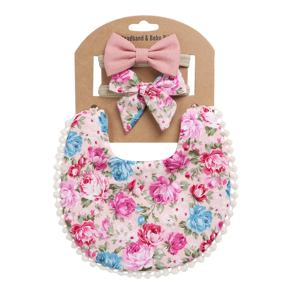Linen cotton double-sided baby bib in solid colour with printed pattern, neutral design for boys and girls