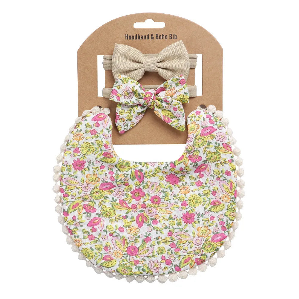Linen cotton double-sided baby bib in solid colour with printed pattern, neutral design for boys and girls