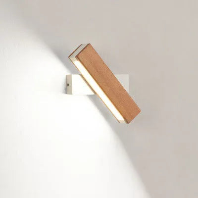 Modern wooden adjustable LED wall lamp in black or white with directional lighting bar