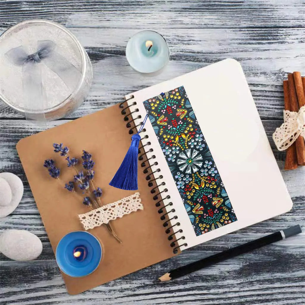 Diamond embroidered mandala flower leather bookmark with special-shaped diamond decoration