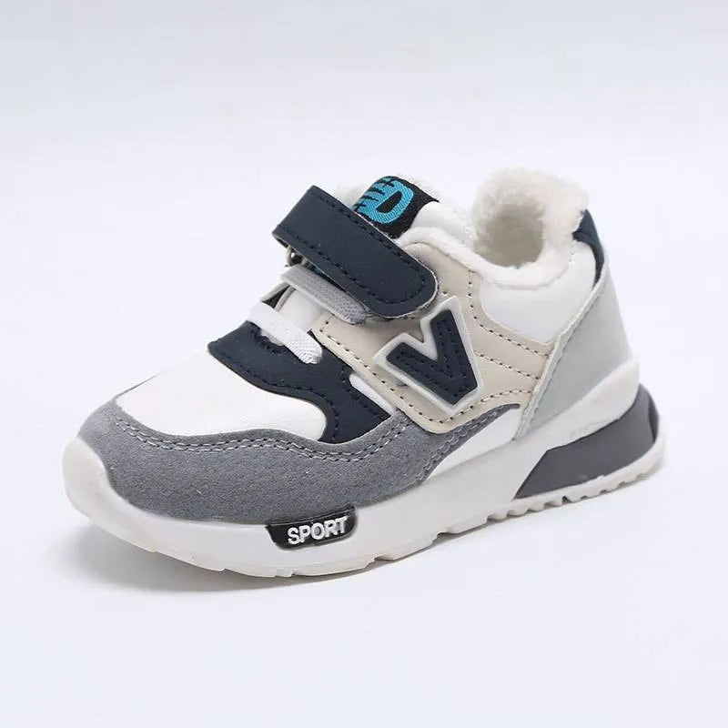 Girls summer mesh running shoes with TPR sole, grey colour, side view showing V-shaped design and breathable upper