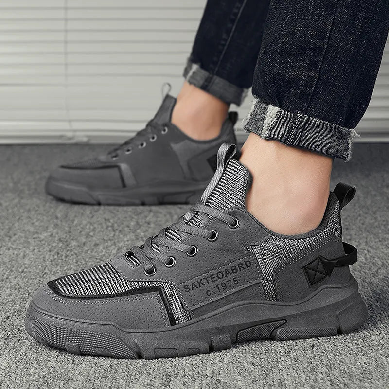Men's casual canvas sneakers in khaki colour, lace up closure, round toe, flat heel, side view