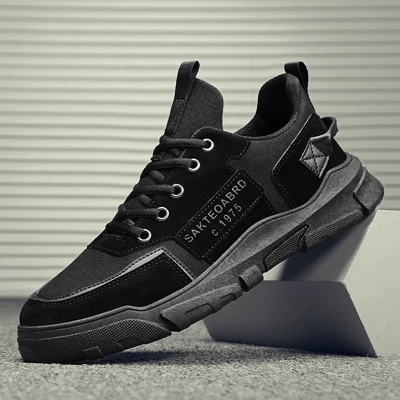 Men's casual canvas sneakers in khaki colour, lace up closure, round toe, flat heel, side view