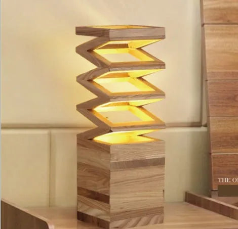 Creative solid wood table lamp with 120X120 base in European style for 220V use