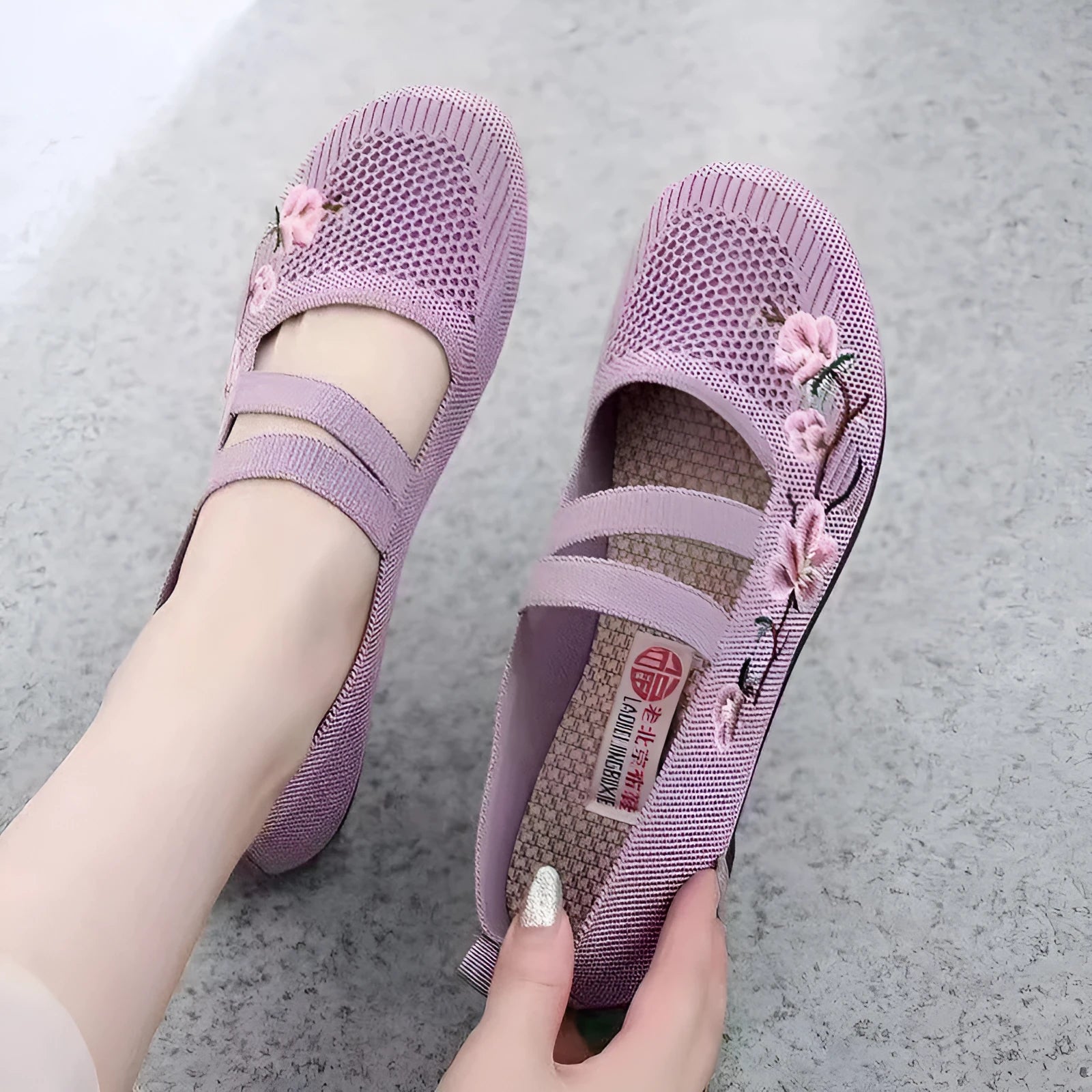 Women's slip-on flat shoes in embroidered purple with elastic fabric upper and rubber sole