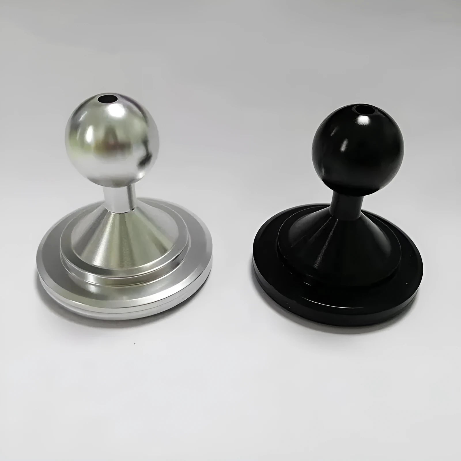 Aluminium alloy dashboard mounting base plate in silver or black for vehicle device organisation
