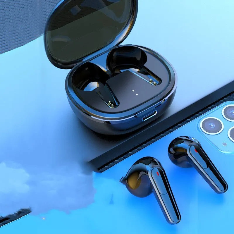Black PRO30 Bluetooth in-ear headphones with noise reduction for gaming and calls
