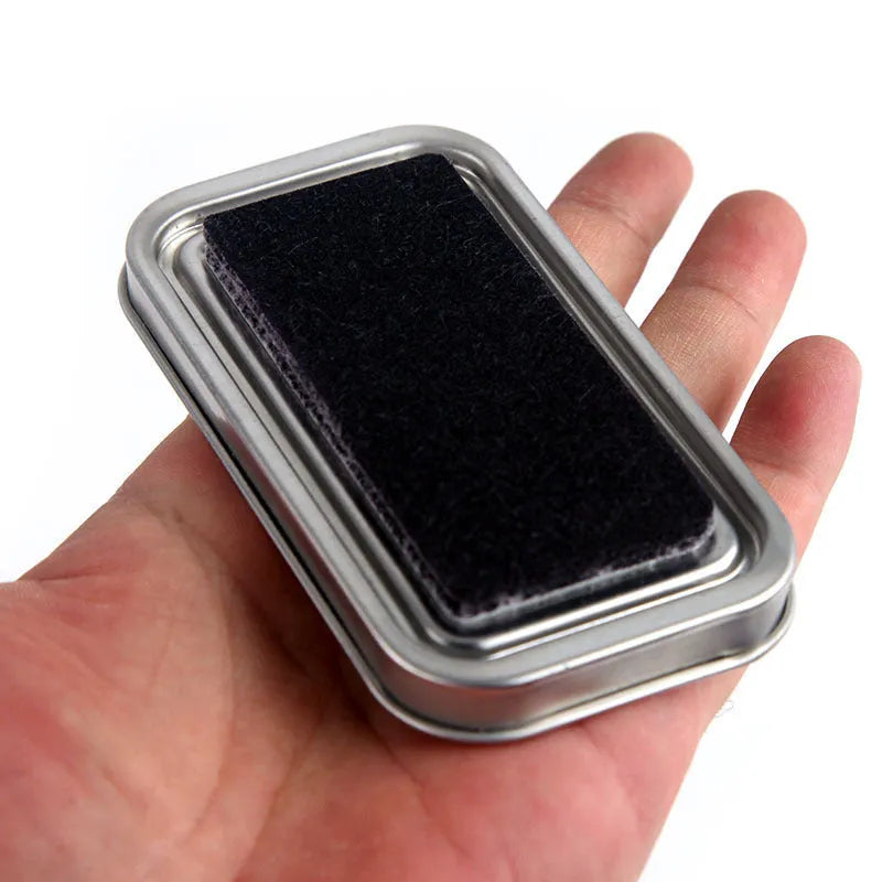 Rectangular quick-drying oily ink pad for rubber stamps in five colours.